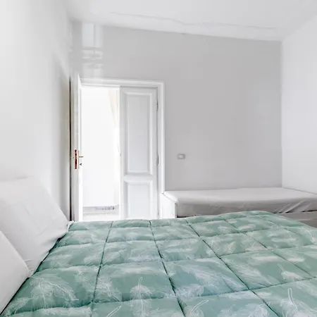 Trastevere's Flower *