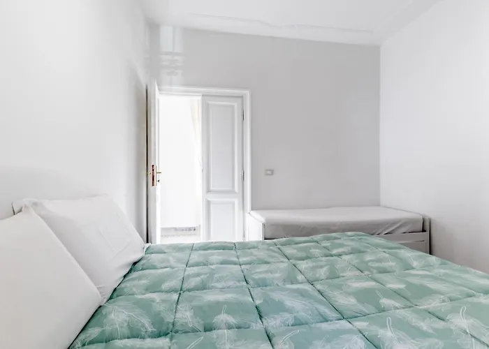 Trastevere's Flower *